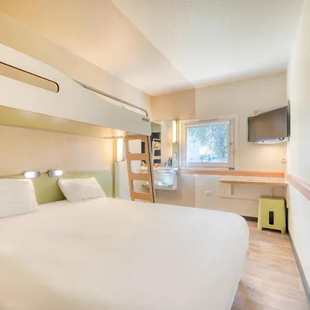 Ibis Budget Versailles - 2* טראפס