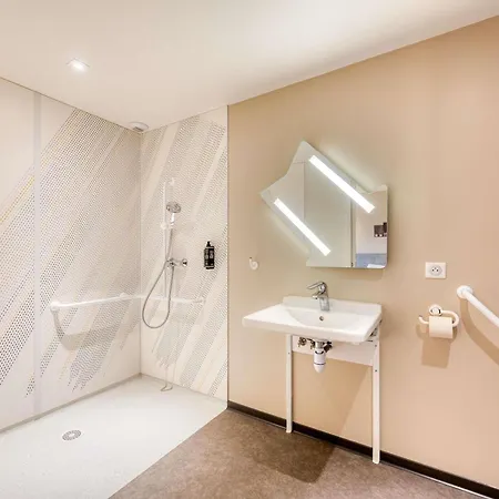 酒店 凡尔赛宜必思快捷酒店 - 特拉普