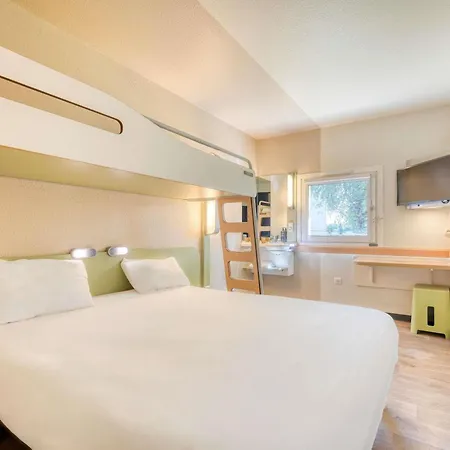 酒店 凡尔赛宜必思快捷酒店 - 特拉普