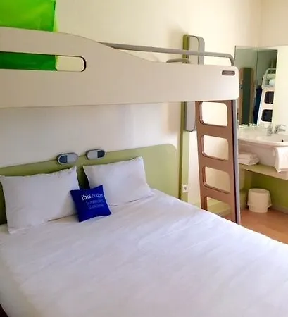 凡尔赛宜必思快捷酒店 - 酒店