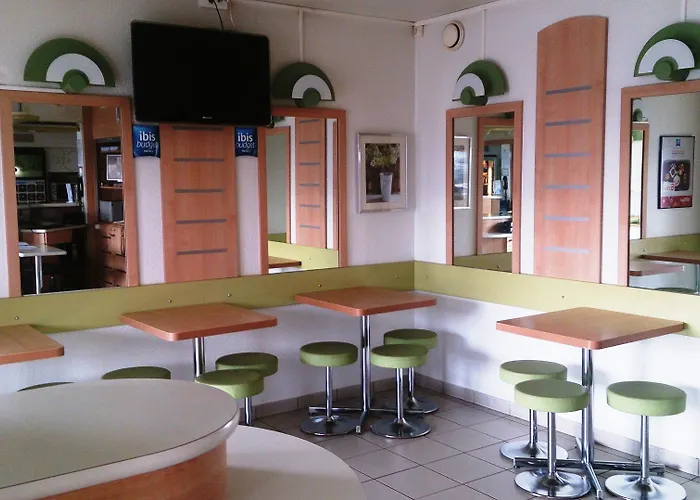 Hotel Ibis Budget Versailles - 2*